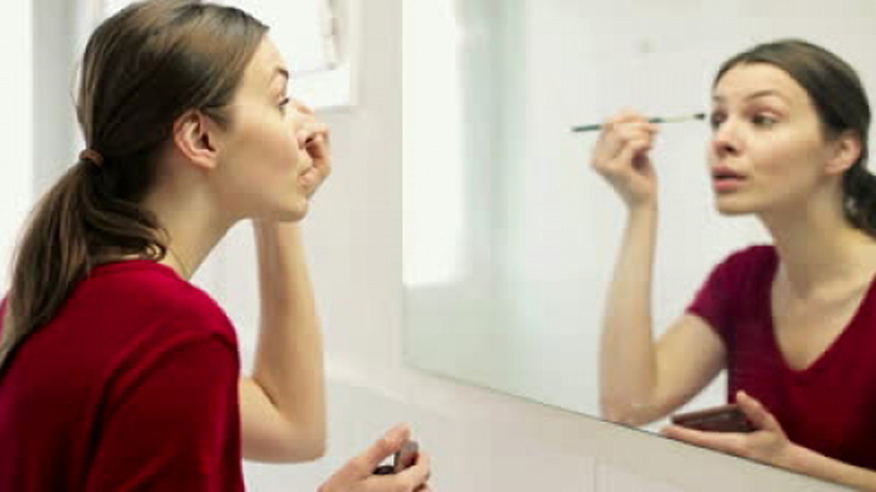 چه جوری آرایشم رو تجدید و تمیز کنم؟